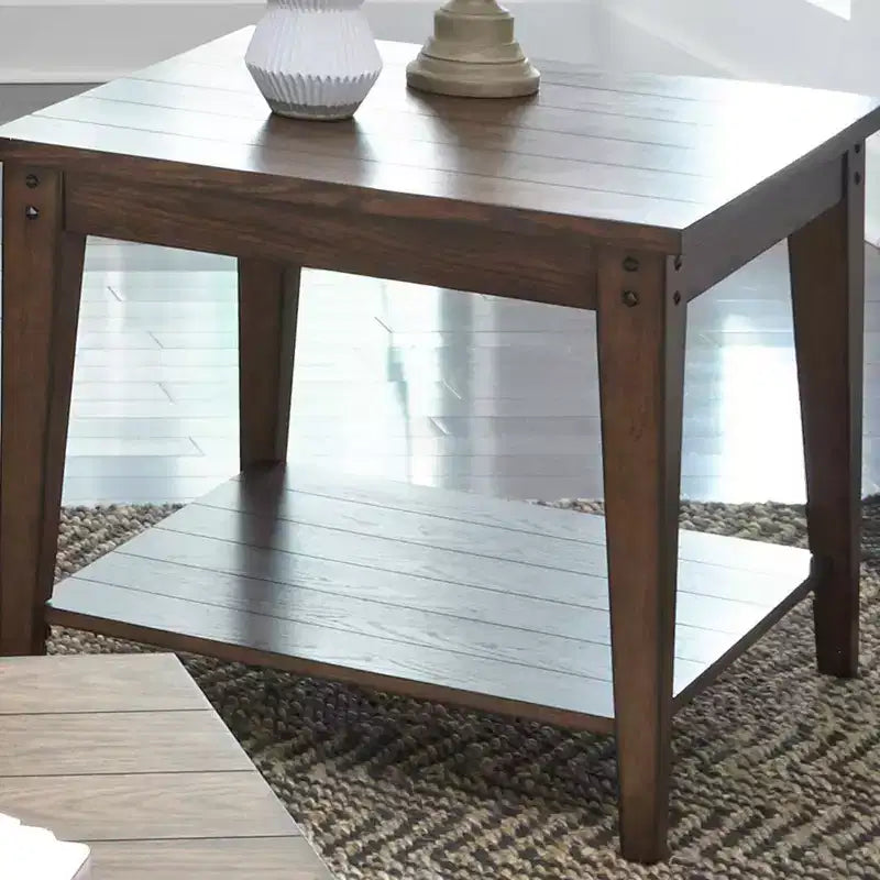 Liberty Furniture, Table d'appoint carrée Lake House