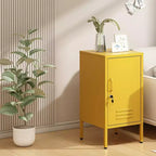 Table d'appoint casier en métal, table de chevet minimaliste moderne avec 2 étagères réglables, conception anti-basculement, meuble de rangement multiple pour salon et chambre