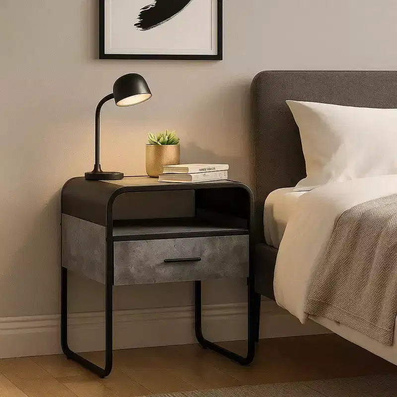 Table d'appoint moderne en bois Royal Hampton, 22 po, 1 tiroir, poignées en métal, gris, noir