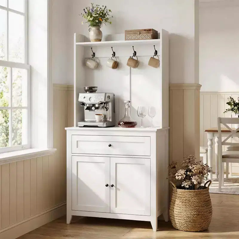 Meuble micro-ondes de 160 cm avec tiroirs, buffet de cuisine avec prise électrique et étagères réglables pour articles de garde-manger et petits appareils électroménagers