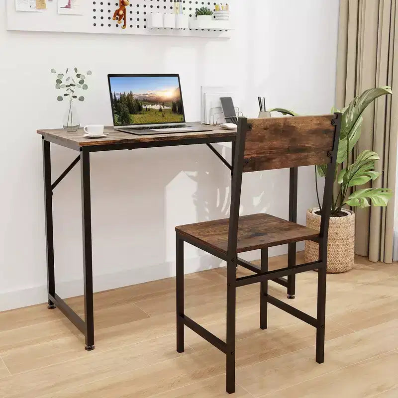 Lot de 4 chaises de salle à manger Costway avec pieds en métal, dossier incliné et assise large pour salon