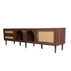 Meuble TV en rotin avec lumière LED pour téléviseur de 80 pouces, meuble de rangement TV en bois avec portes en verre et 2 tiroirs, console média avec pieds en bois massif, marron foncé
