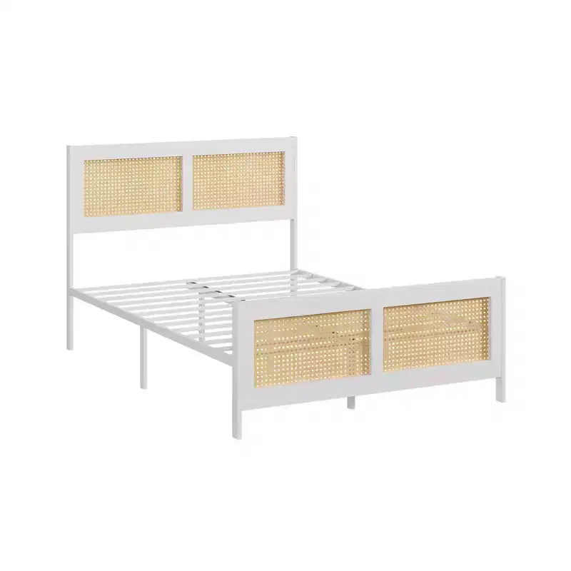 Cadre de lit en rotin avec tête de lit, cadre de lit plateforme en canne de style bohème avec sommier métallique solide, silencieux, aucun sommier tapissier requis.
