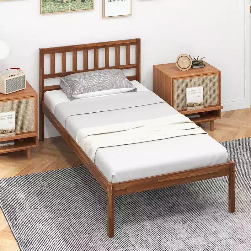 Lit plateforme Costway double/complet/grand avec tête de lit, pieds en bois massif, sommier, noyer