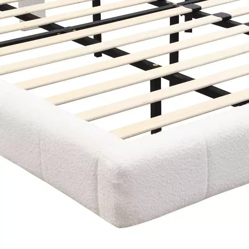 Cadre de lit plateforme rembourré Queen/King Size Lit flottant avec lumière et tête de lit, blanc - ModernLuxe