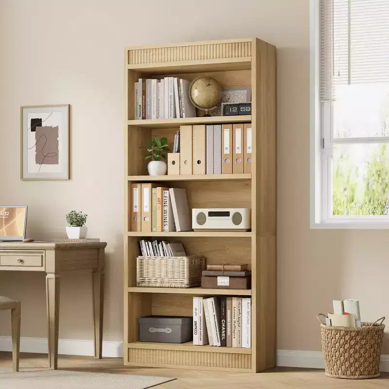 Bibliothèque de ferme 71 avec double design cannelé, étagère haute à 5 niveaux avec base en bois, étagère en bois