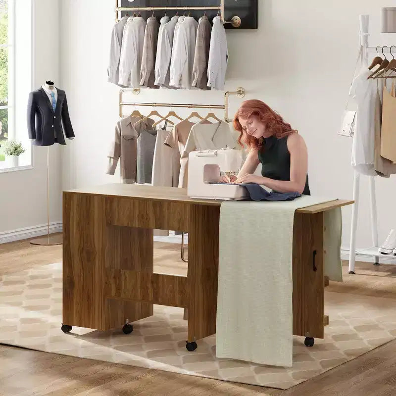 Table pliante pour machine à coudre, station de loisirs créatifs polyvalente avec étagères de rangement et roulettes verrouillables, bureau de couture mobile pour la maison, la chambre