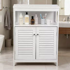 AEELLEEA Meuble de rangement de salle de bain blanc en bois imperméable sur pied avec étagère amovible et portes persiennes pour maison et hôtel, blanc