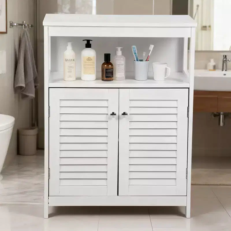 AEELLEEA Meuble de rangement de salle de bain blanc en bois imperméable sur pied avec étagère amovible et portes persiennes pour maison et hôtel, blanc