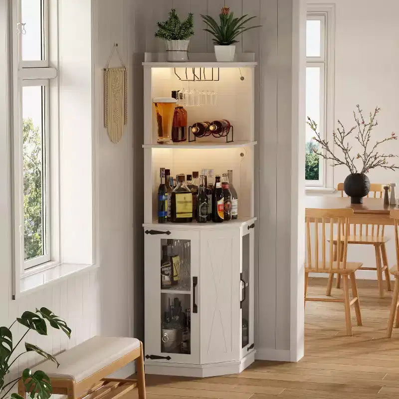 67,3 Bar d'angle de ferme avec lumières LED, prises de courant/ports USB, porte-verres et étagères réglables, blanc - ModernLuxe