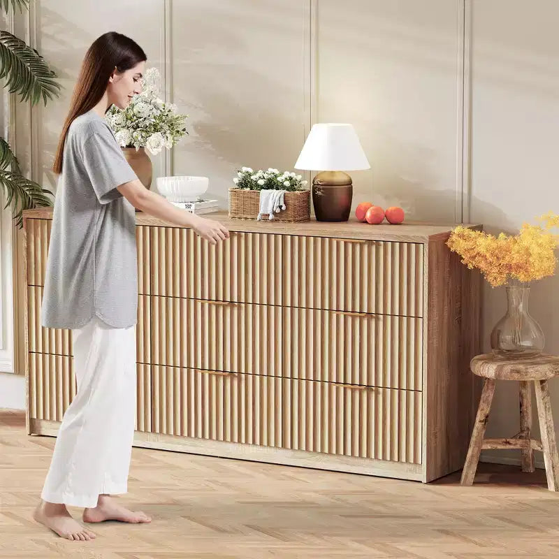 Commode large à 9 tiroirs de 160 cm, plateau imperméable à grain de bois, rails métalliques lisses, meuble TV supportant 34 kg, base stable, poignées faciles à nettoyer pour la maison et la chambre à coucher