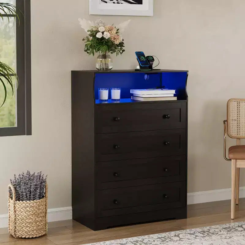 4 Drawer Dresser for Bedroom, 31.5''W Wood Chest of Drawers with Charging Station, Dresser Narrow Nightstand, Clothes Storage Organizer