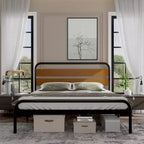 Cadre de lit King Size Mid-Century Moderne, Plateforme en métal avec Tête de lit imitation bois, Aucun sommier tapissier requis, Design silencieux pour Chambre à coucher, Marron
