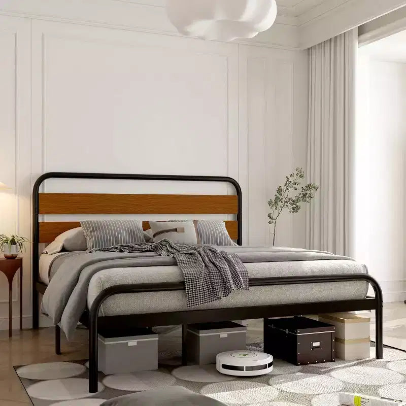 Cadre de lit King Size Mid-Century Moderne, Plateforme en métal avec Tête de lit imitation bois, Aucun sommier tapissier requis, Design silencieux pour Chambre à coucher, Marron