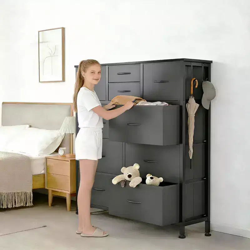 Commode de rangement TUYOHW à 10 tiroirs avec poches latérales et crochets, Organisateur de commode en tissu avec plateau en bois, Tour de rangement pour chambre à coucher, placard et entrée