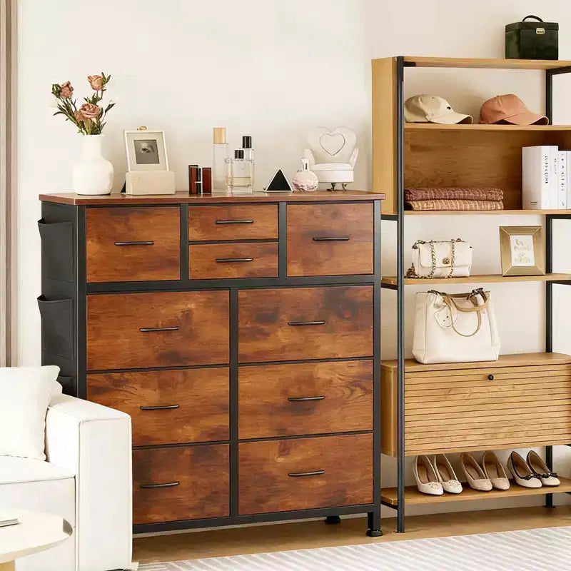 Commode de rangement TUYOHW à 10 tiroirs avec poches latérales et crochets, Organisateur de commode en tissu avec plateau en bois, Tour de rangement pour chambre à coucher, placard et entrée
