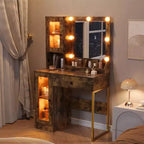 Coiffeuse Acekool avec miroir et lumières, table de maquillage avec station de recharge, éclairage RVB et 3 couleurs, 2 armoires, 2 étagères ouvertes, pour chambre à coucher.