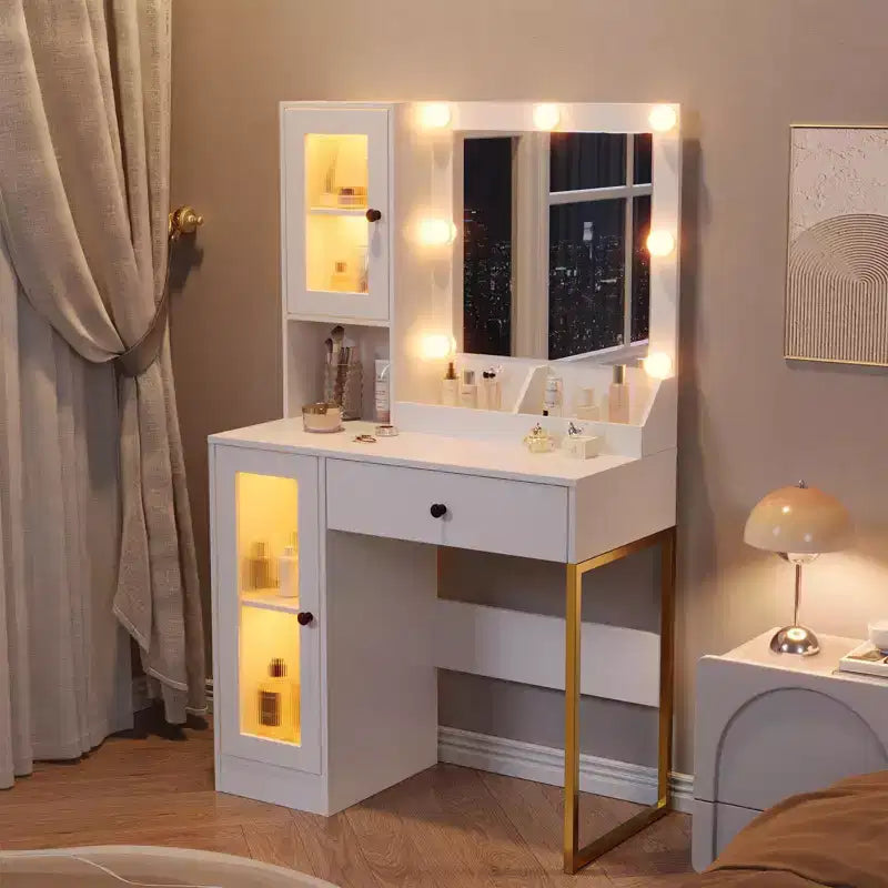 Coiffeuse Acekool avec miroir et lumières, table de maquillage avec station de recharge, éclairage RVB et 3 couleurs, 2 armoires, 2 étagères ouvertes, pour chambre à coucher.