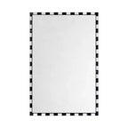 TEHOME livra Miroir mural rectangulaire décoratif en marbre avec motif damier noir et blanc audacieux 20 x 30'', parfait pour la salle de bain, l'entrée