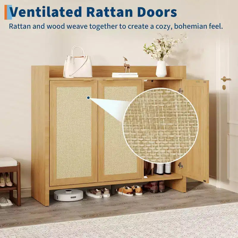 Meuble à chaussures en rotin, meuble de rangement pour chaussures en bois avec 3 portes et étagères réglables pour entrée, salon, couloir