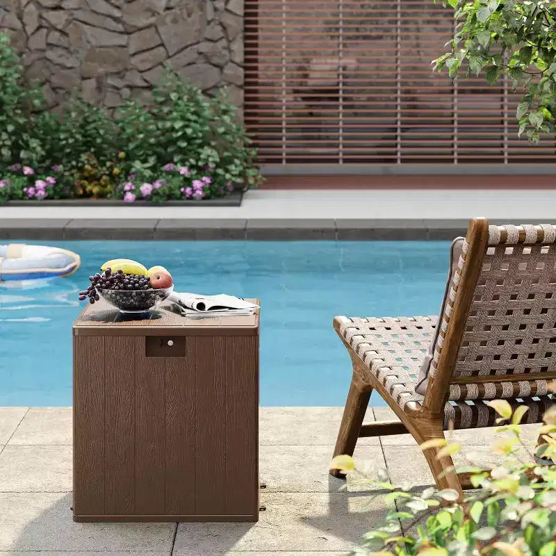 COZONY Coffre de terrasse extérieur 106 litres, en résine robuste et étanche avec couvercle verrouillable pour coussins de patio, fournitures de jardinage, protection de colis