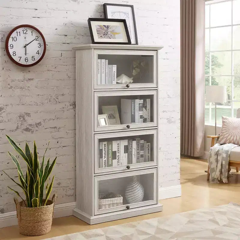 Meuble vitrine à 4 niveaux en verre pour salon, meuble de rangement élégant avec portes vitrées relevables, parfait pour collectionneurs, vitrine pour figurines et jouets.