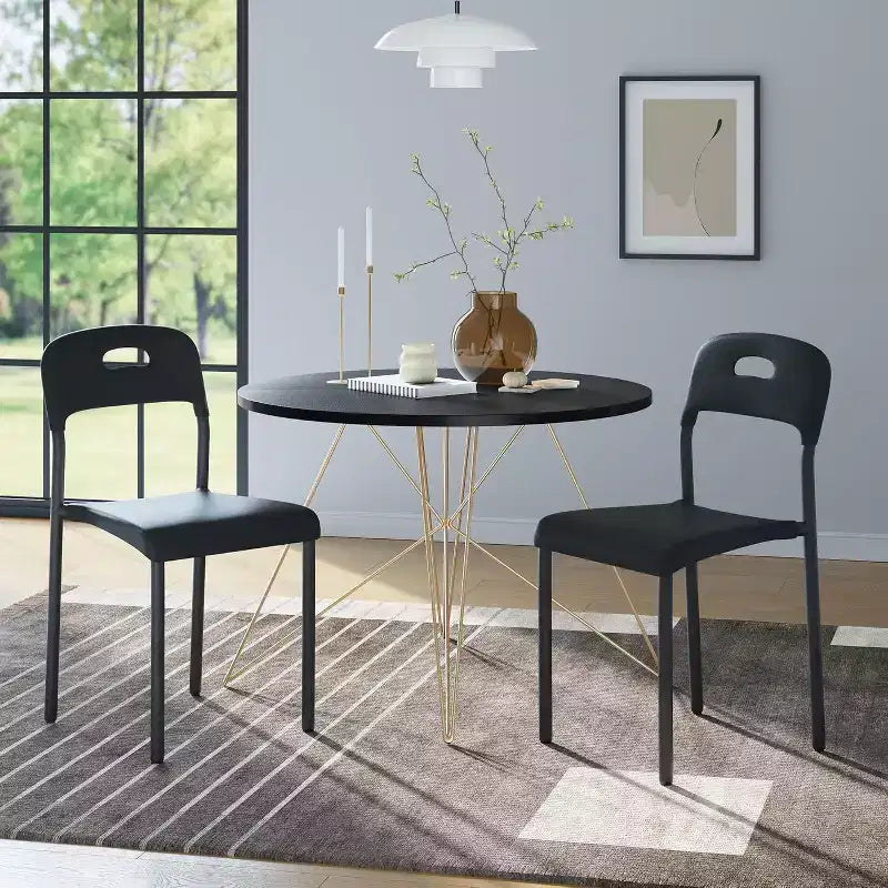 Lot de 2 chaises de salle à manger d'extérieur, chaises de cuisine empilables en plastique, pieds en acier, imperméables et résistantes aux taches, intérieur et extérieur