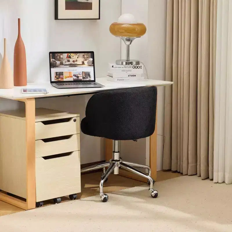 Chaise pivotante Karl Home Teddy pour bureau à roulettes réglable avec soutien pour le salon, blanche
