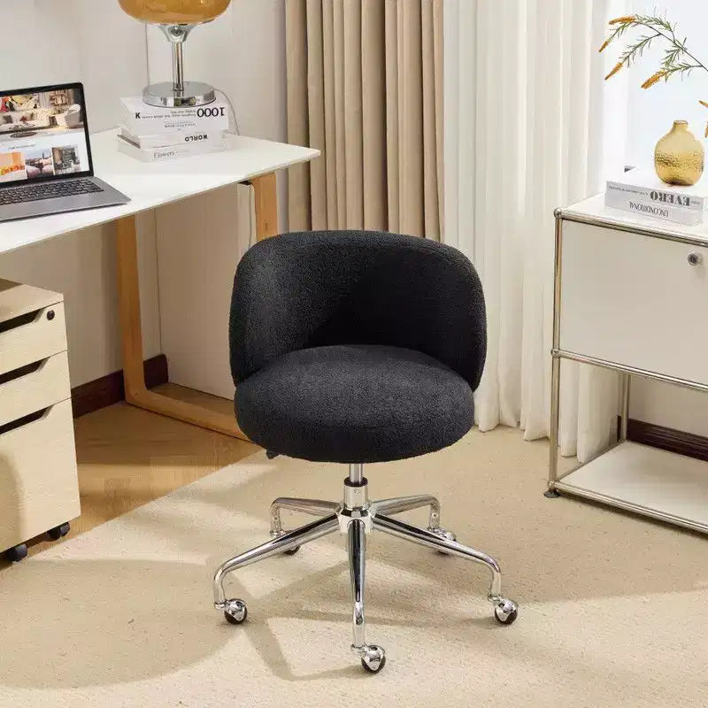 Chaise pivotante Karl Home Teddy pour bureau à roulettes réglable avec soutien pour le salon, blanche