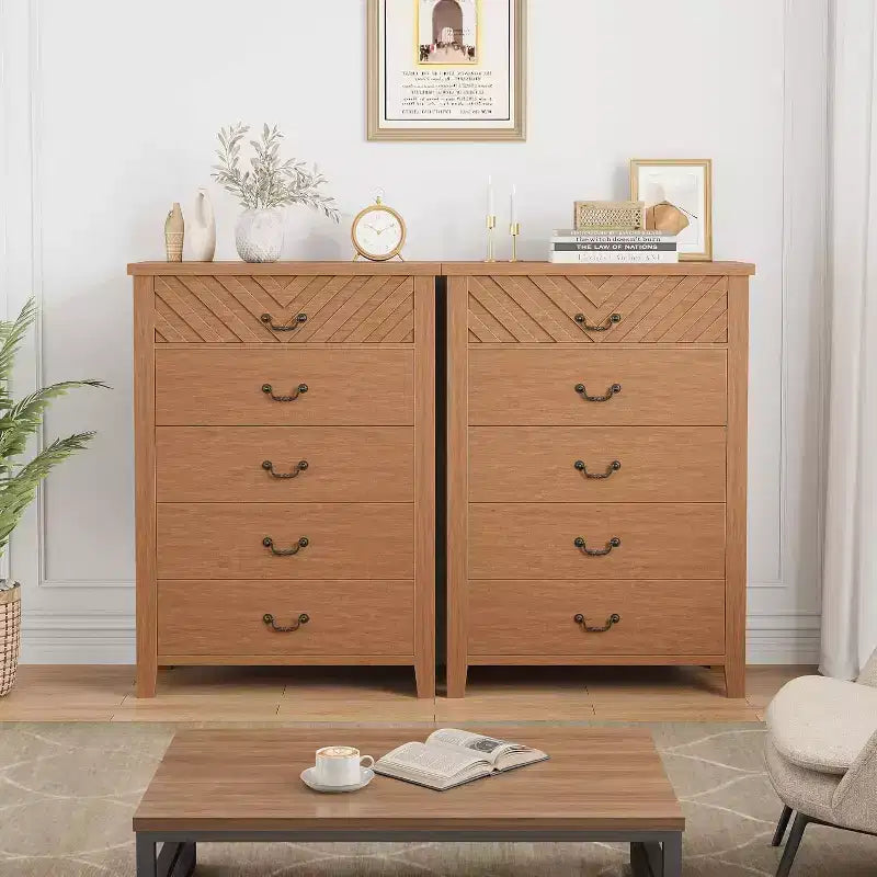 Commode 5 tiroirs GustoWave pour chambre et salon - Commode moderne en bois avec design en V, Marron