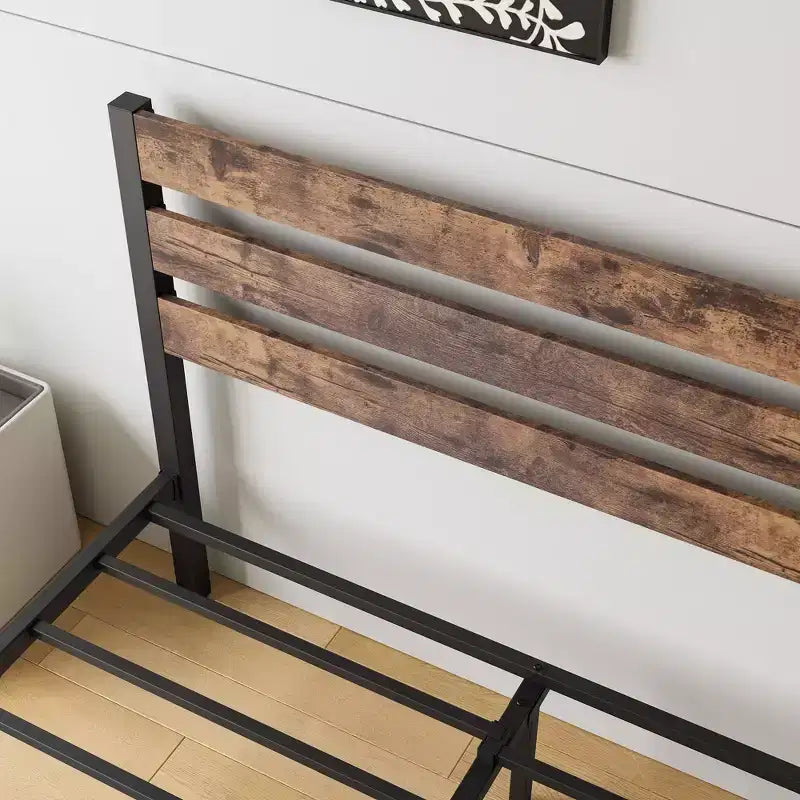 MAYEERTY Cadre de lit plateforme en métal pleine grandeur avec tête de lit en bois, rangement sous le lit et silencieux pour chambre à coucher