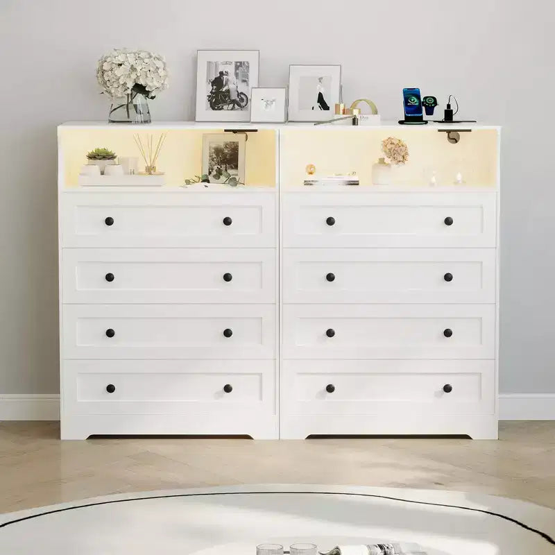 COZONY Commode à 4 tiroirs de 80 cm – Meuble de rangement en bois avec station de charge et lumières LED, Organisateur de rangement étroit pour chambre, salon, couloir