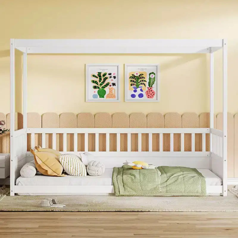 Okak Lit de sol double/complet à baldaquin avec rails de sécurité, lits à baldaquin en bois pour chambre d'enfant, chambre à coucher