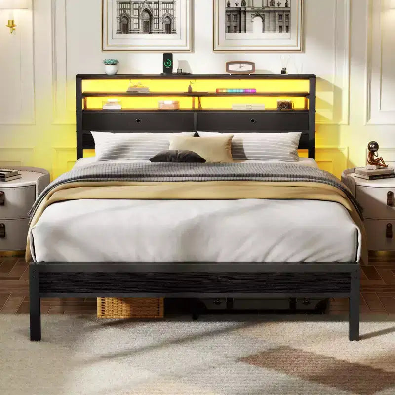 Cadre de lit Queen avec lumières LED RVB, tête de lit de rangement, station de charge, plateforme en métal chêne noir, sommier tapissier non requis, usage intensif