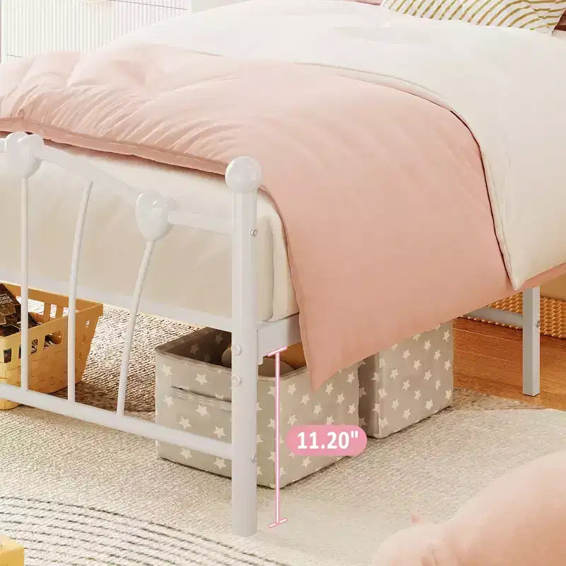 Cadre de lit Twin XL en métal en forme de cœur, plateforme rose avec tête et pied de lit, lattes robustes, rangement sous le lit, sommier tapissier non requis