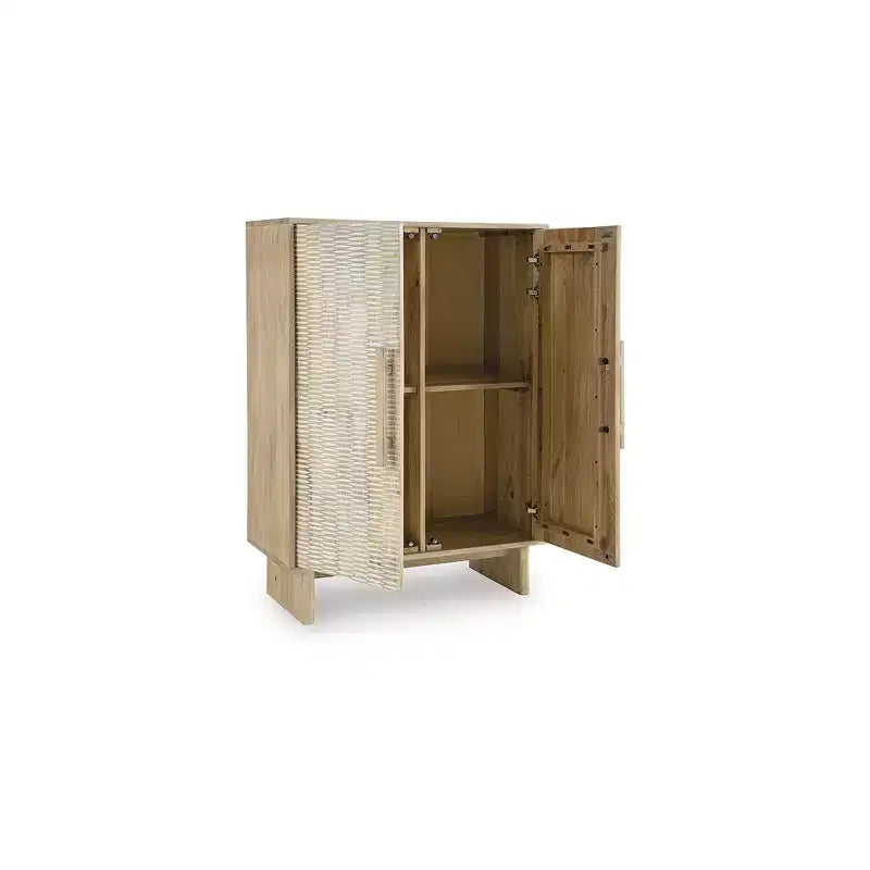 Meuble de rangement d'appoint Signature Design by Ashley Dallinbury avec portes sculptées, naturel et blanchi à la chaux