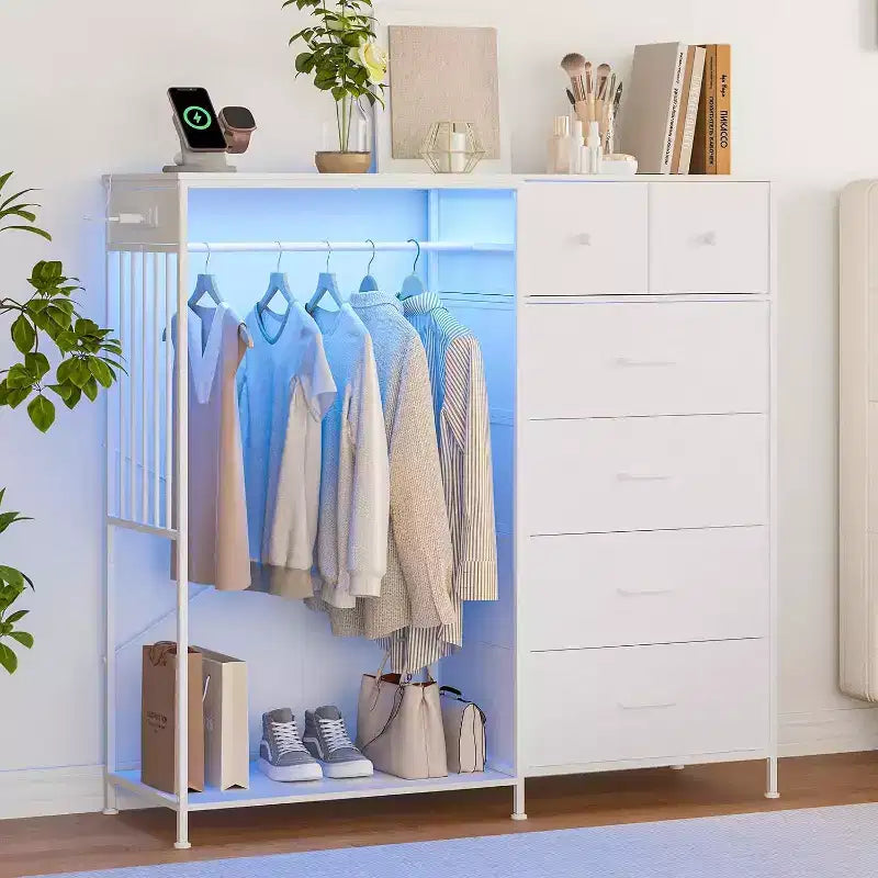 COZONY 49 Commode avec tringle et lumières LED, organiseur de placard à 6 tiroirs avec station de charge, tour de rangement haute, commode à plateau en bois réversible