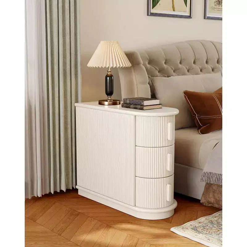 Table d'appoint Lantine à 3 tiroirs, sans assemblage, table d'appoint de style Mid-Century moderne pour salon, table de chevet étroite pour chambre, blanc