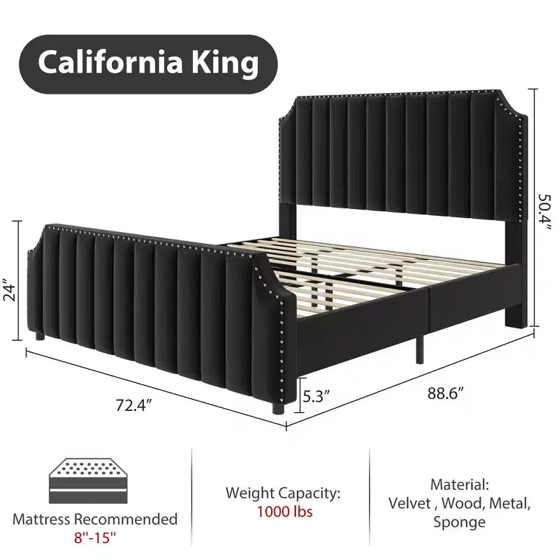 Lit plateforme California King avec tête de lit de 50,2" de haut, lit rembourré avec tête et pied de lit touffetés à canaux verticaux, et garniture cloutée
