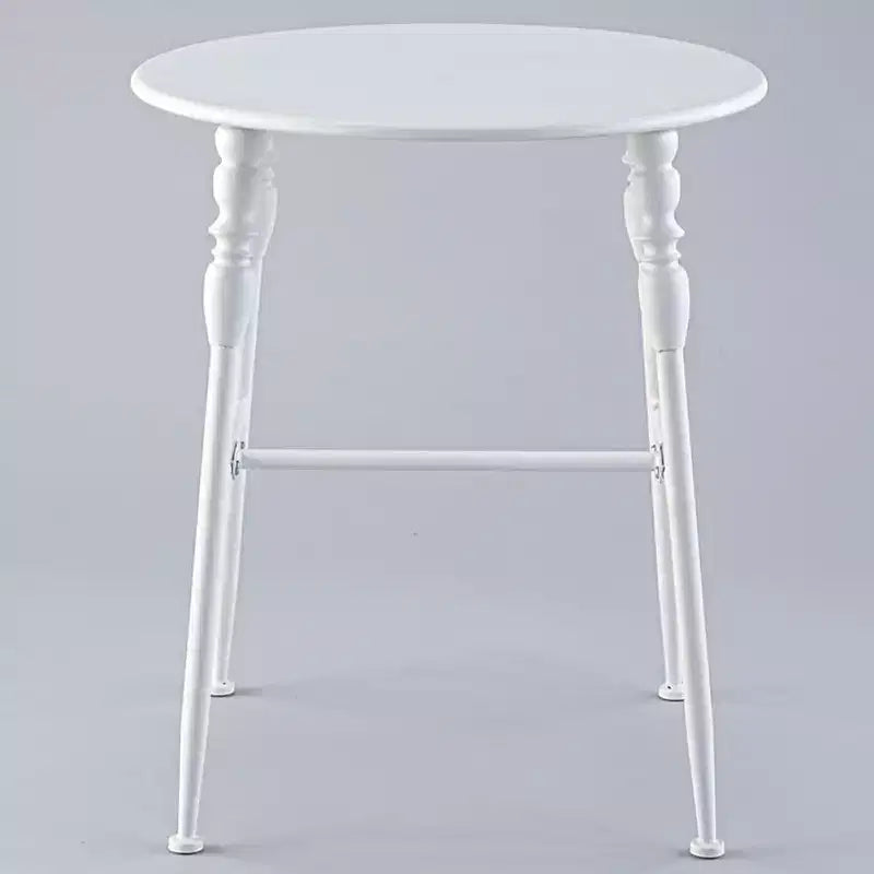 Chaises ou tables à pieds en fuseau de la collection Lakeside -