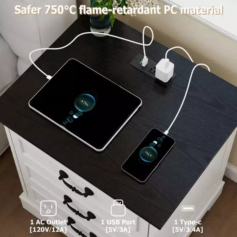 TYBOATLE Table de Chevet Blanche à 3 Tiroirs avec Station de Charge, Table de Chevet de Style Ferme avec Ports USB et Type-C, Grande Table d'Appoint pour Chambre à Coucher et Salon
