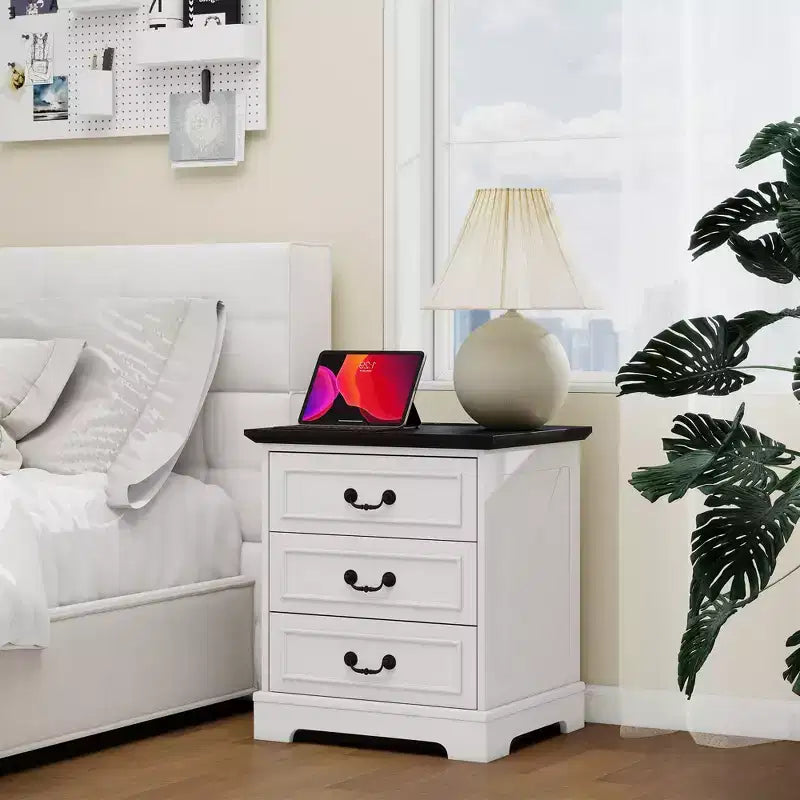 TYBOATLE White 3 Drawer Nightstand with Charging Station, Farmhouse Bedside Table with USB & Type-C Ports, Large End Table for Bedroom Living Room