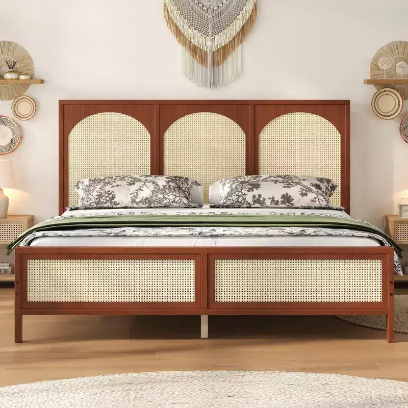 Lit plateforme en bois Queen/King size avec tête et pied de lit en rotin, cadre de lit avec pieds de support - ModernLuxe