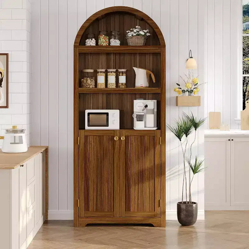 Meuble Blanc Moderne Voûté de 72 po - Étagère à 5 Niveaux en Bois avec Portes Doubles, Étagère Réglable, Poignées Noires, Bibliothèque Autonome pour Salon