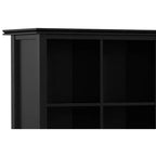 Bibliothèque et unité de rangement transitionnelle à 9 casiers Stratford en BOIS MASSIF de 45 po x 43 po