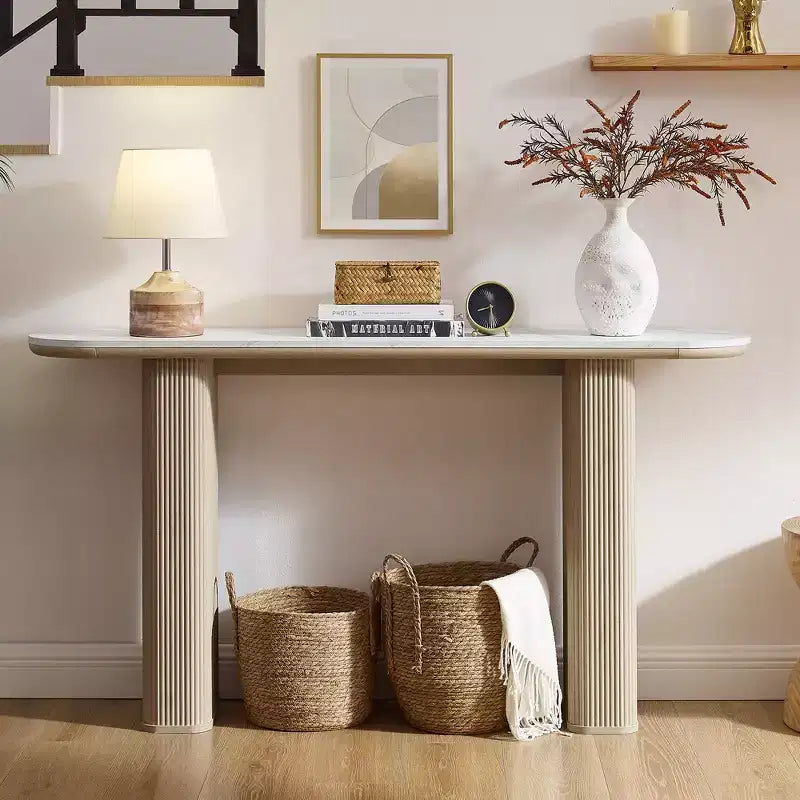 Console moderne de 63 po, tables d'entrée étroites pour couloir, plateau en faux marbre avec texture en arc, table d'appoint canapé cannelée pour salon