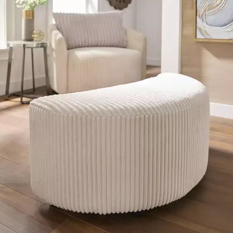 Pouf Louth Wale en velours côtelé et demi-lune - iNSPIRE Q
