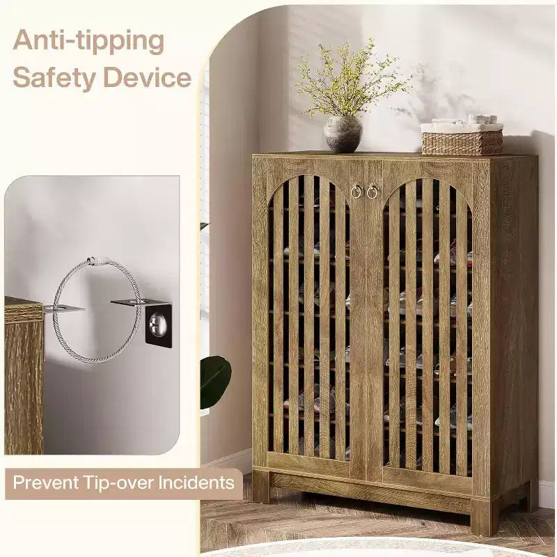 Meuble à chaussures Lantine avec portes à persiennes, Organisateur de chaussures à 6 niveaux pour entrée avec étagères réglables pour salon, chambre, bois naturel