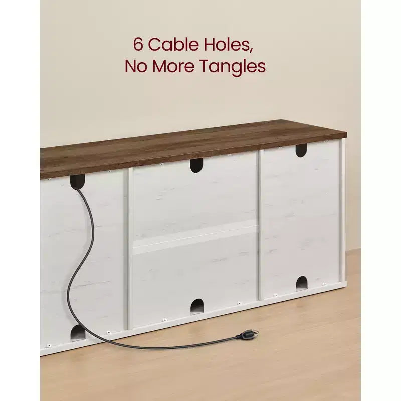 Meuble TV de style rustique VASAGLE pour téléviseurs jusqu'à 80 pouces, meuble de rangement avec placards, console multimédia, blanc rustique et marron miel