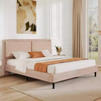 Lit capitonné en peluche couleur camel avec dossier doux à double zone, bords arrondis et support stable et silencieux pour chambres douillettes, Queen Size